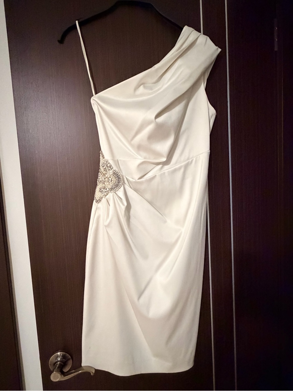 db studio One-Shoulder Ivory Cocktail Dress size 4